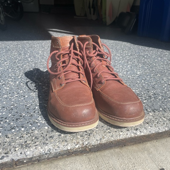Size 9.5 mens keen work boots. Brand new - Picture 2 of 3